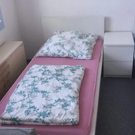 Berzi Wg בית אירוח *